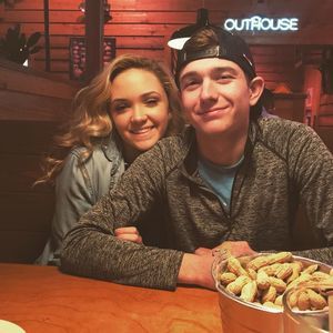 Meet your Posher, Kylee